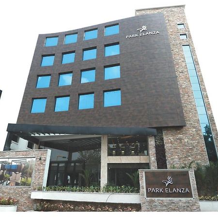 Hotel Park Elanza Chennai Exterior foto