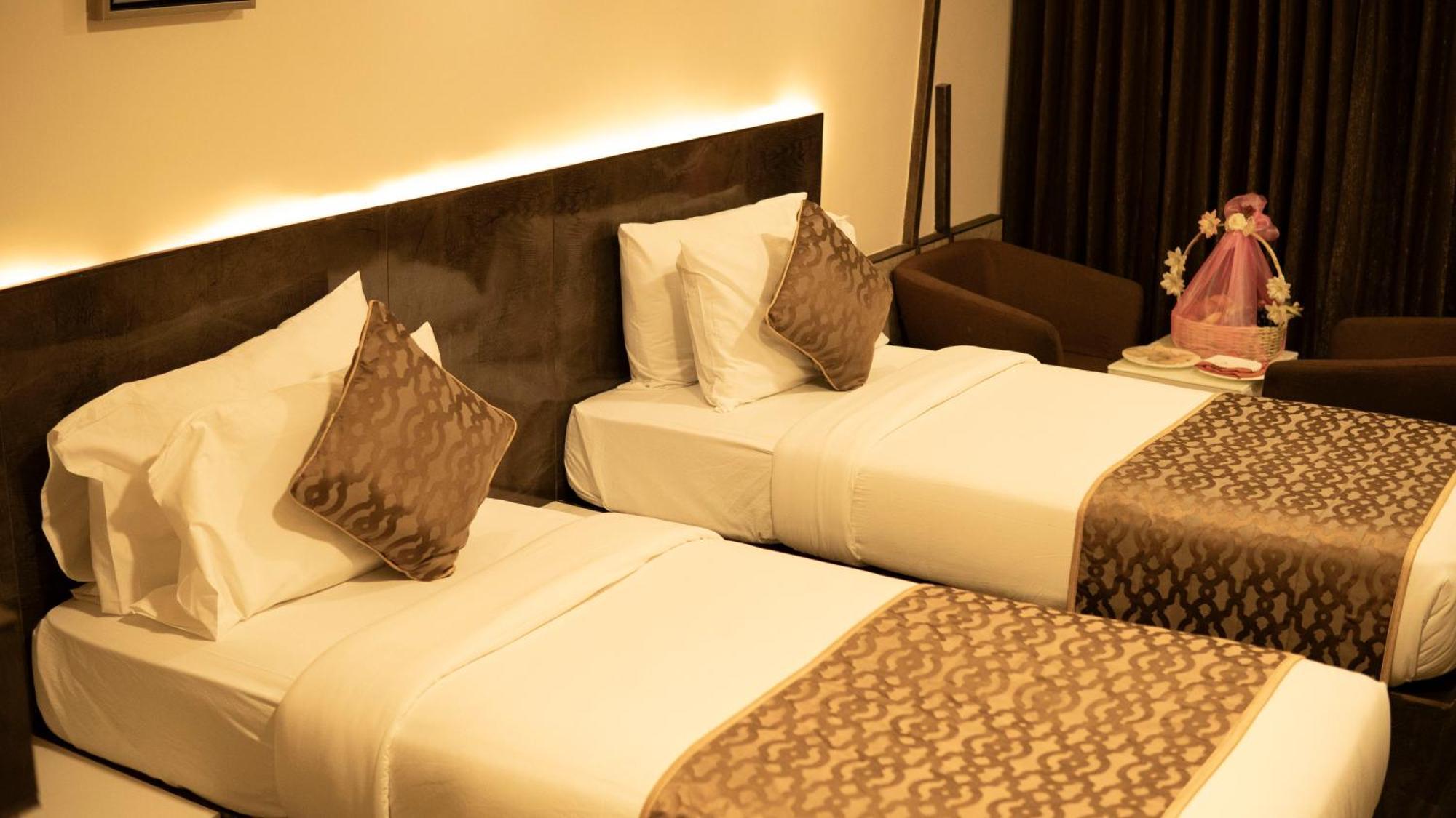 Hotel Park Elanza Chennai Exterior foto