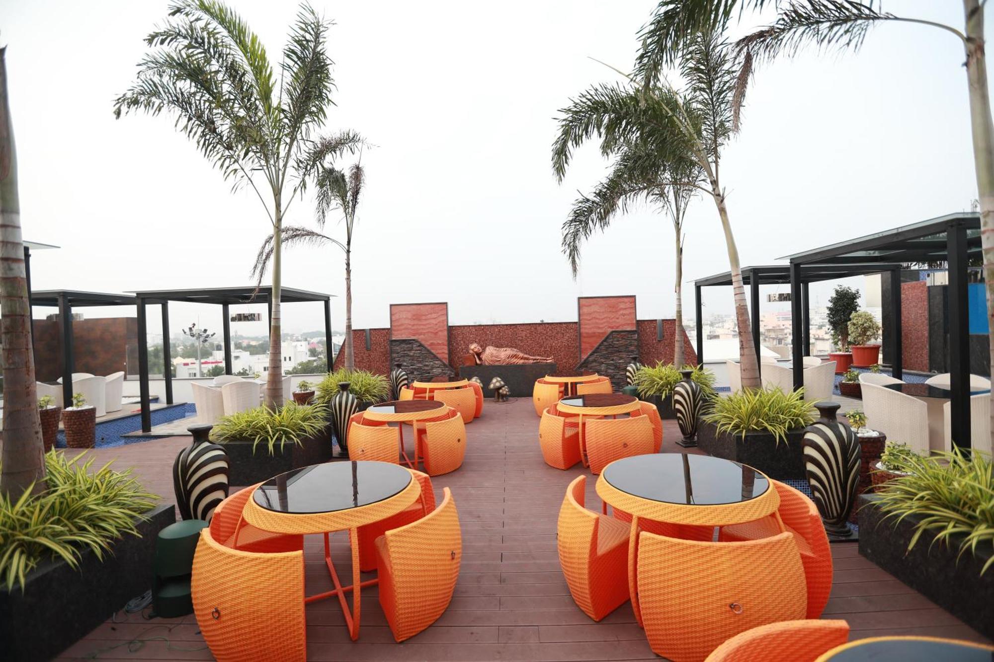 Hotel Park Elanza Chennai Exterior foto